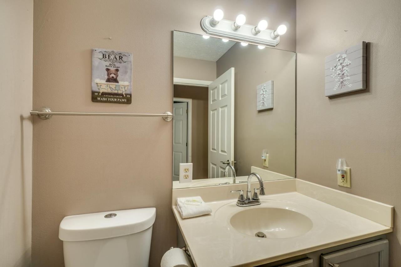 Gatlinburg Vacation Rental Balcony With Hot Tub! Extérieur photo