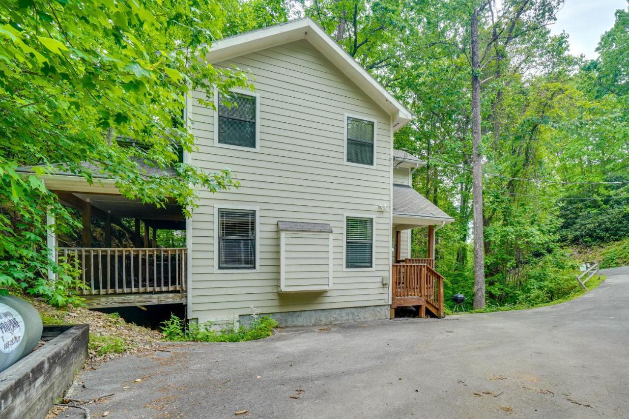 Gatlinburg Vacation Rental Balcony With Hot Tub! Extérieur photo